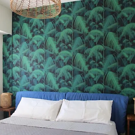 Beau 2 Pieces+terrasse+parking, A 100m Des Plages Apartman